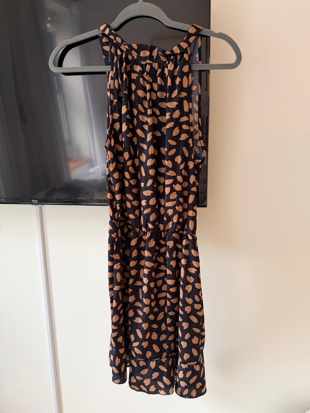 Women’s sleeveless high neck dress